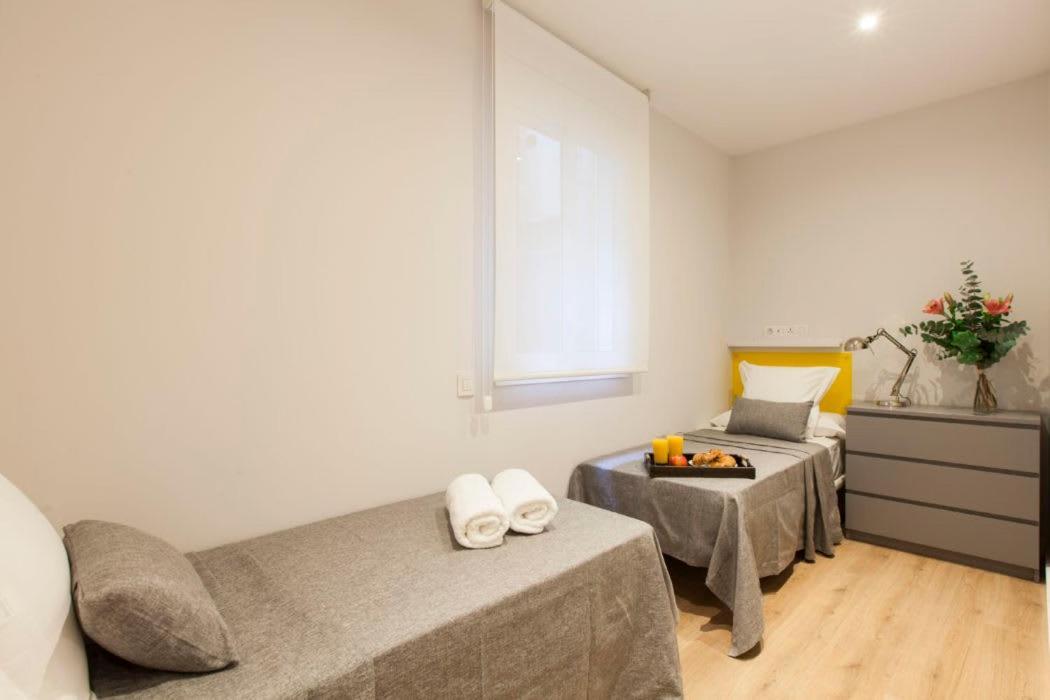 Beautiful 4Bd 4Ba Apartment In Eixample District Barcelona Exterior photo
