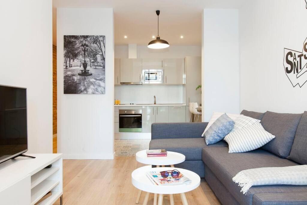 Beautiful 4Bd 4Ba Apartment In Eixample District Barcelona Exterior photo