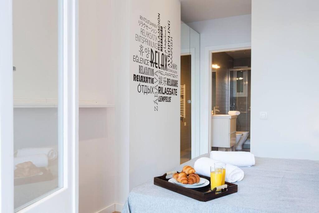 Beautiful 4Bd 4Ba Apartment In Eixample District Barcelona Exterior photo
